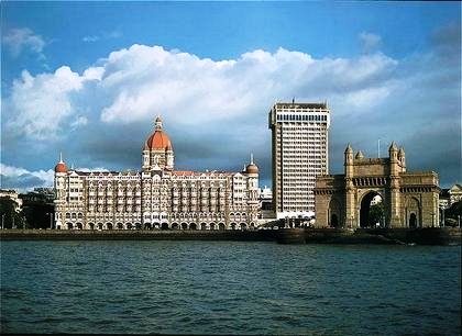 Puerta de la India y Taj Mahal Hotel Mumbai
