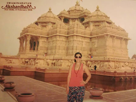 Travel Astu invitada Susana desde Mexico en templo de Akshardham, Delhi