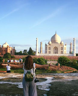 Angela Gara at Taj Mahal India with Travel Astu
