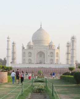 Travel Astu guest Bruny at Taj Mahal Agra