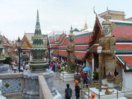 Doi Suthep temple chedi, Thailand