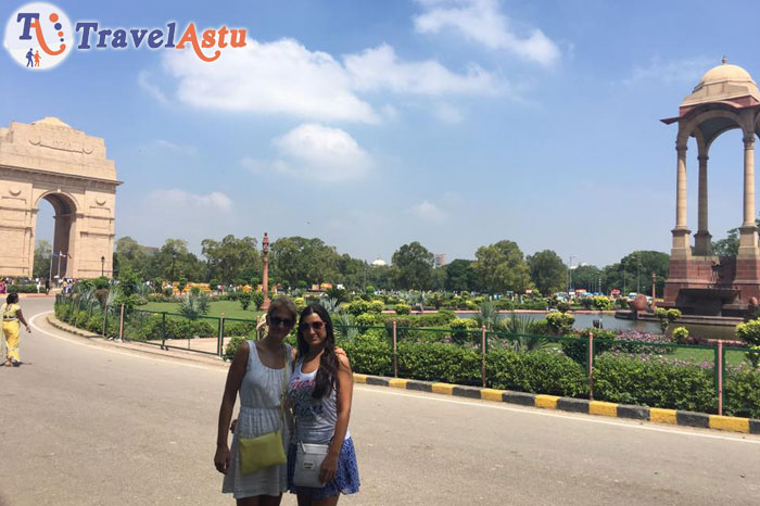 Elisabet and Maria from Spain in India Gate Delhi with TravelAstu