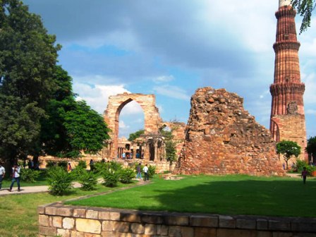 Qutub Minar