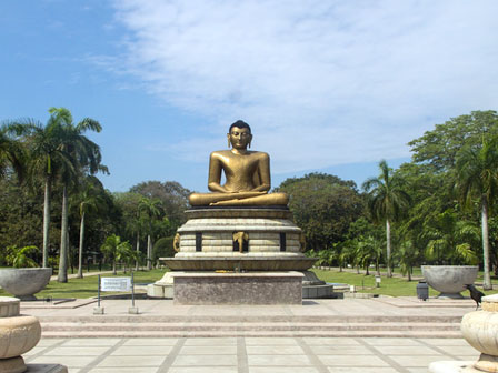 Viharamahadevi Park Colombo, Sri-Lanka